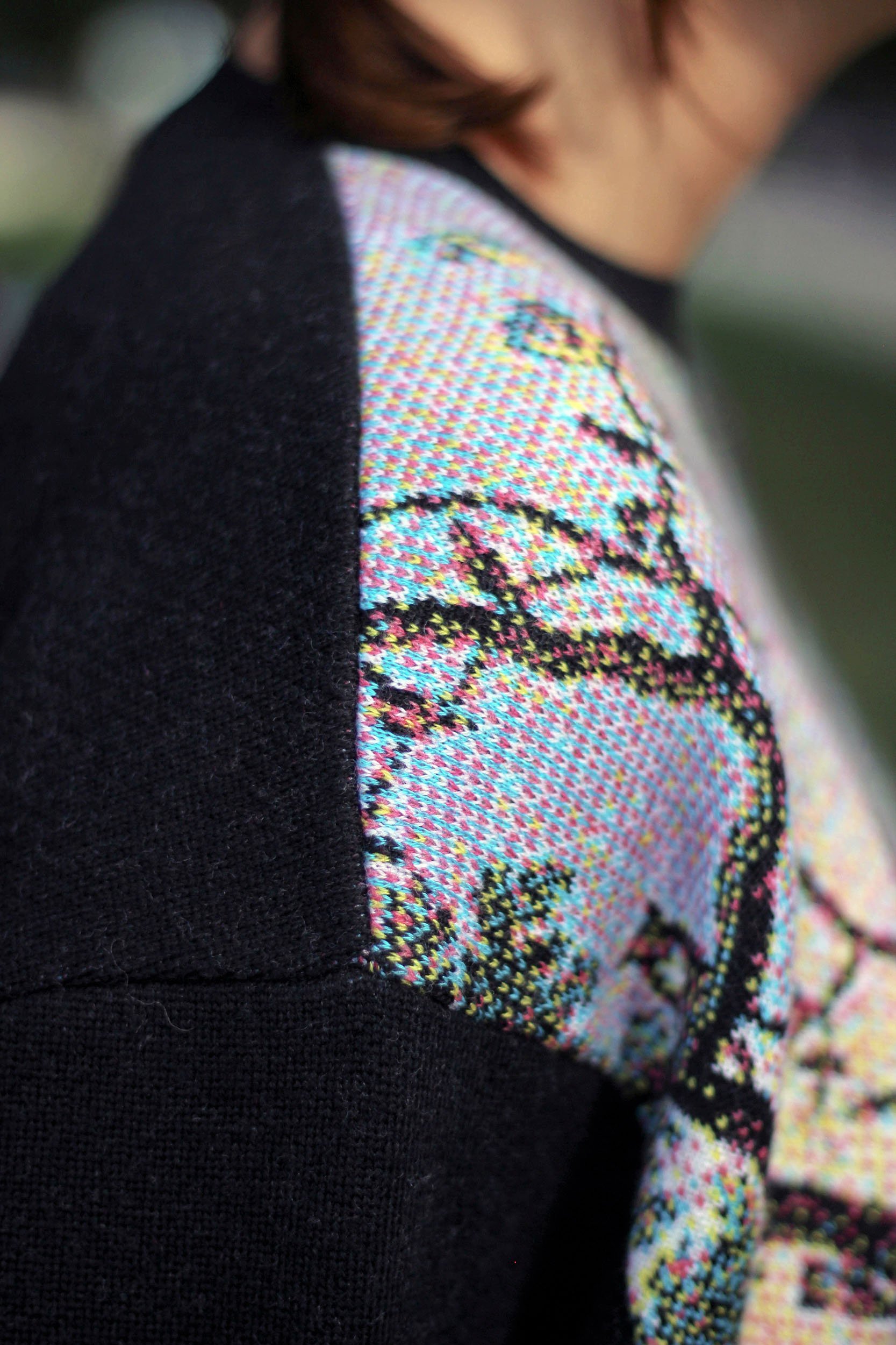 Pento jumper in vegetal pattern, photographed on model